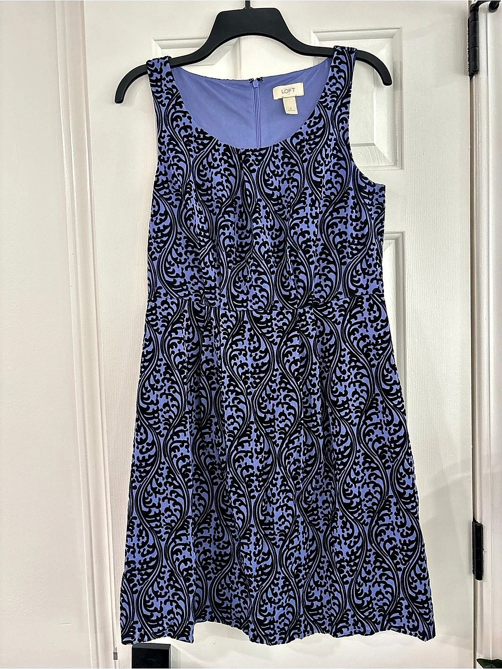 LOFT Paisley Mini Dress in Purple & Black Size 6 Like New